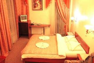 Отель Тукан Одесса Полулюкс-2